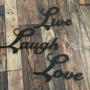 Live Laugh Love Wire Decor
